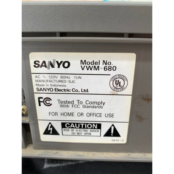 Sanyo VHS Player *Parts* - Picture 5 of 5